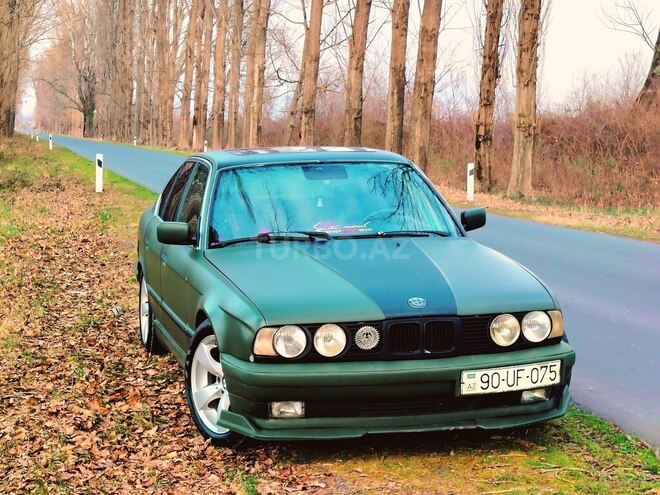 BMW 520-1