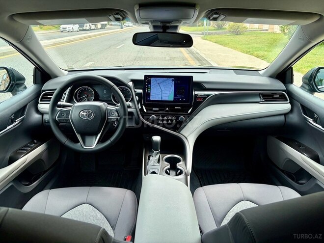Toyota Camry-12