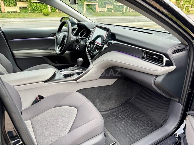 Toyota Camry-10