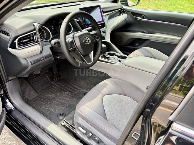 Toyota Camry-8