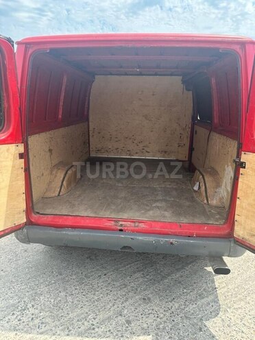 Ford Transit-6