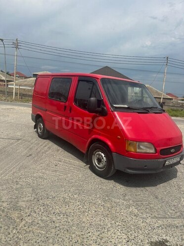 Ford Transit-5
