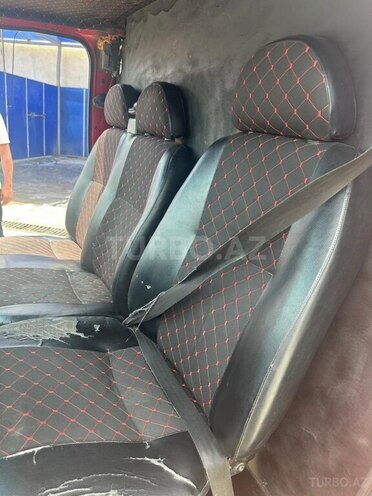 Ford Transit-7