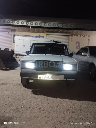 LADA (VAZ) 2107-1