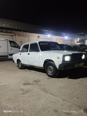 LADA (VAZ) 2107-2