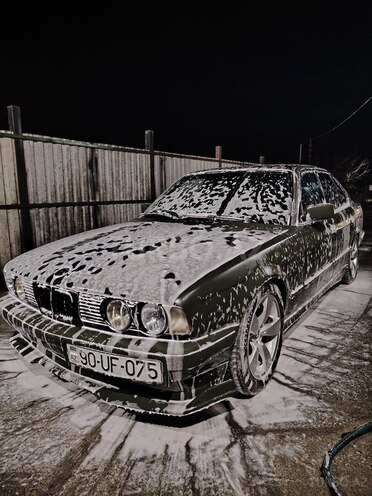 BMW 520-10
