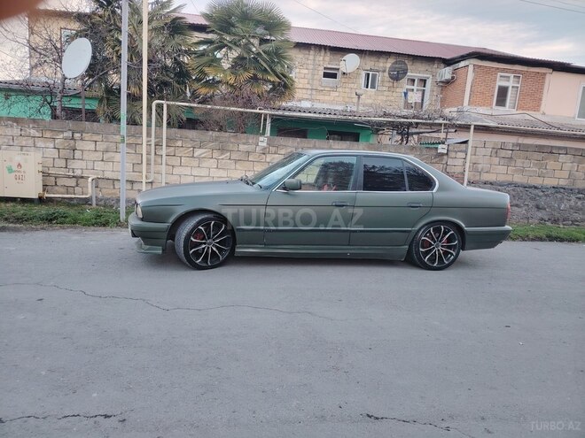 BMW 520-12