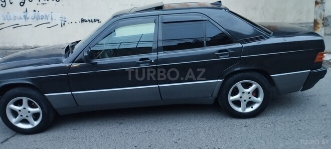 Mercedes 190-7