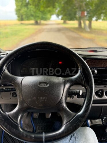 Ford Transit-18