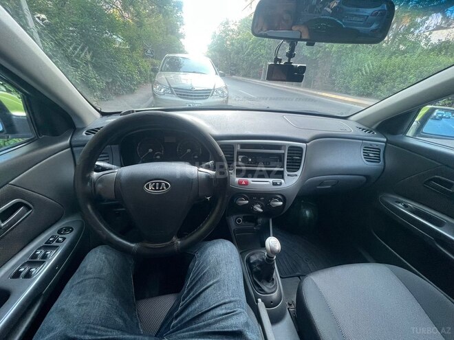 Kia Rio-6