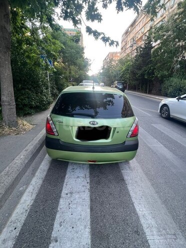 Kia Rio-10