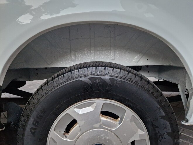 Ford Transit-20