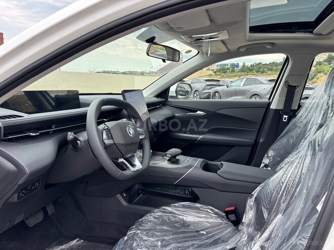 Changan Eado-6