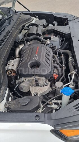 Hyundai Santa Fe-5