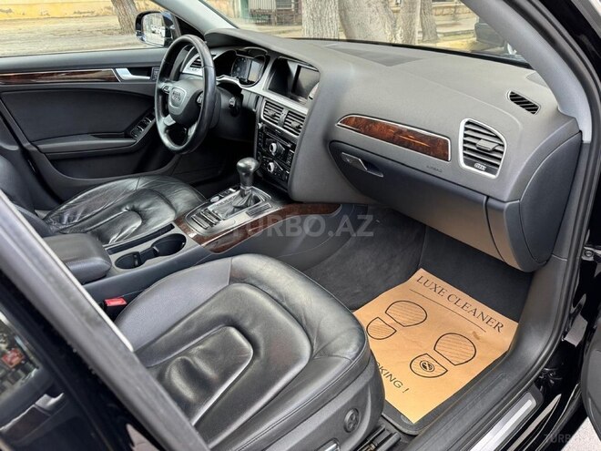 Audi A4-8