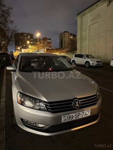 Volkswagen Passat-14