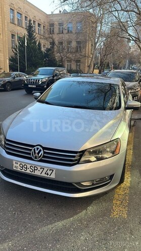 Volkswagen Passat-10