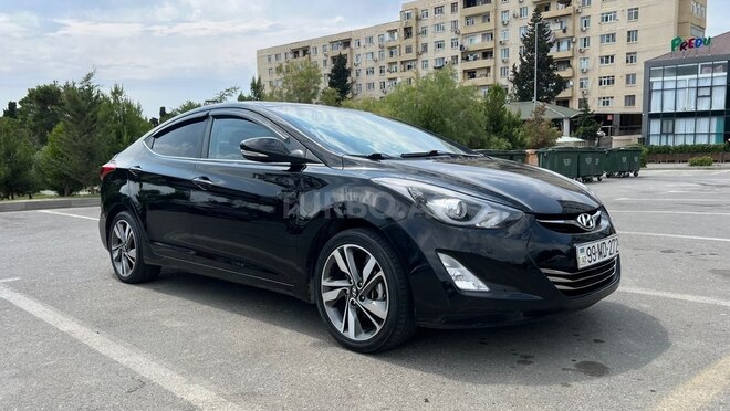 Hyundai Elantra-2