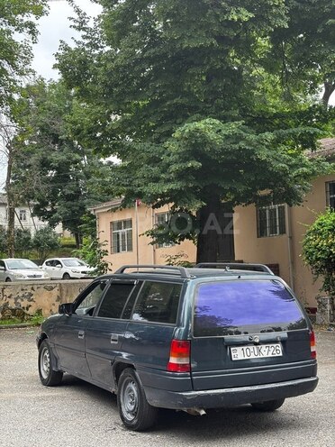 Opel Astra-4