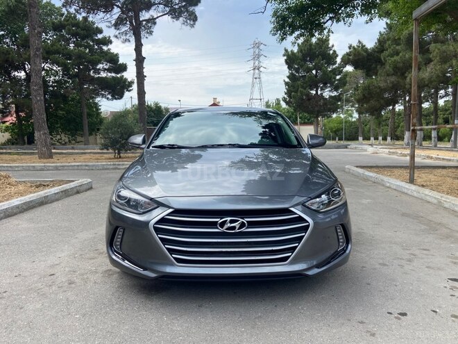 Hyundai Elantra-7