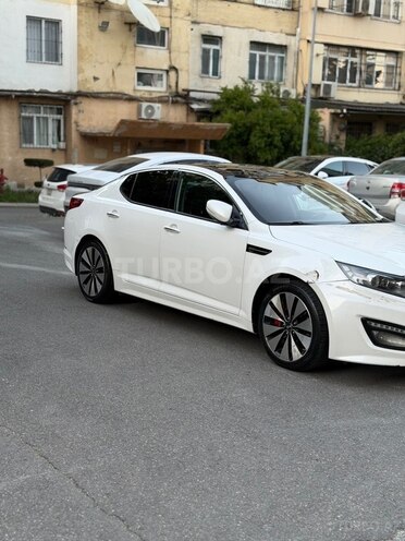 Kia K5-3