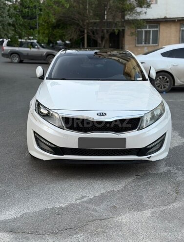 Kia K5-1