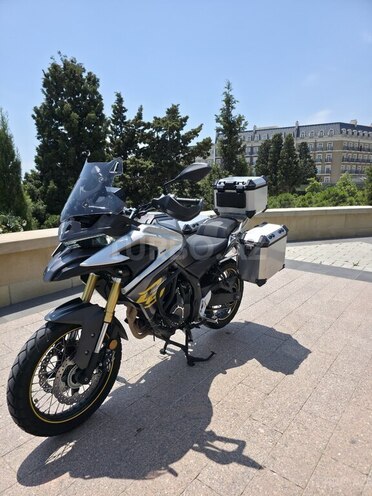 Voge Ds525x-2