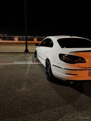 Volkswagen Passat CC-9
