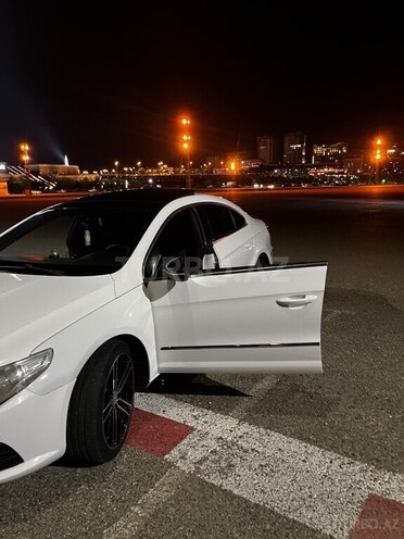 Volkswagen Passat CC-12