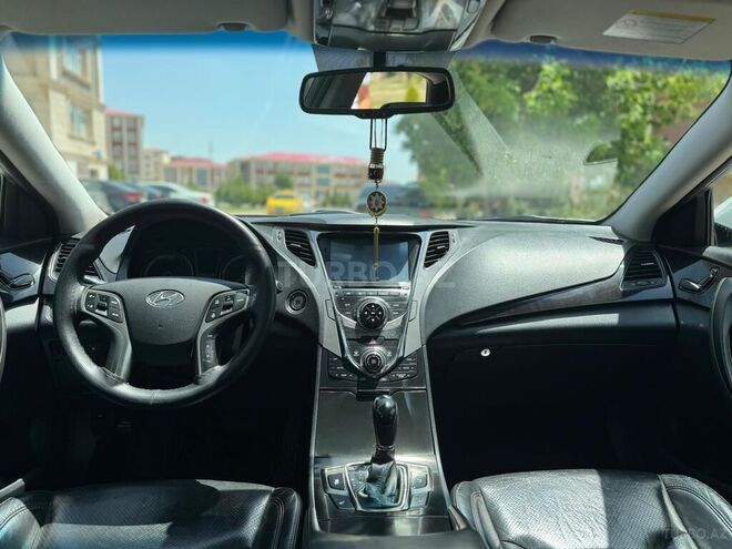 Hyundai Azera-3