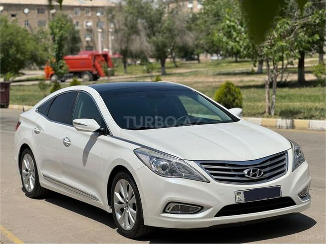 Hyundai Azera-5