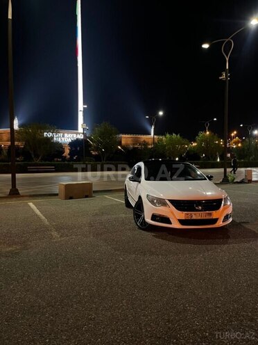 Volkswagen Passat CC-2