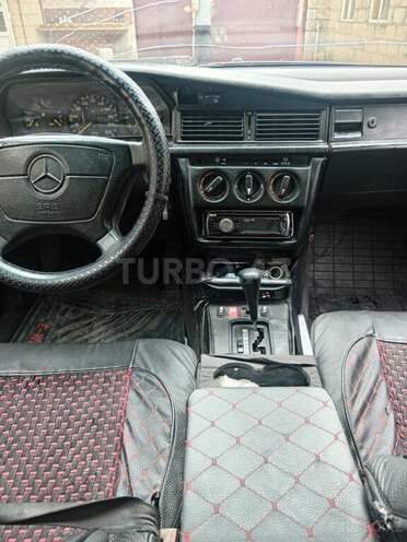 Mercedes 190-3