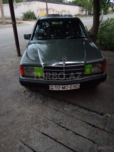 Mercedes 190-6