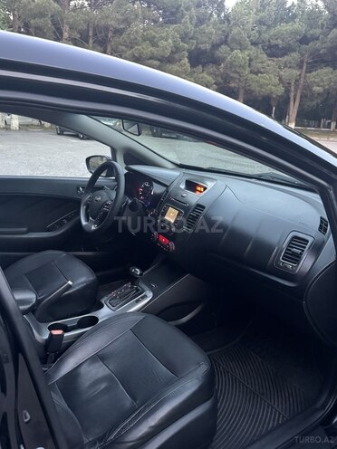 Kia Cerato-16