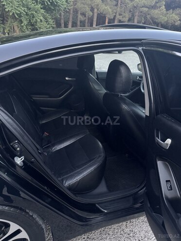 Kia Cerato-12