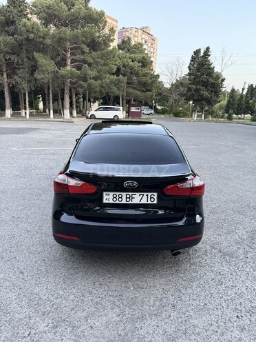 Kia Cerato-10