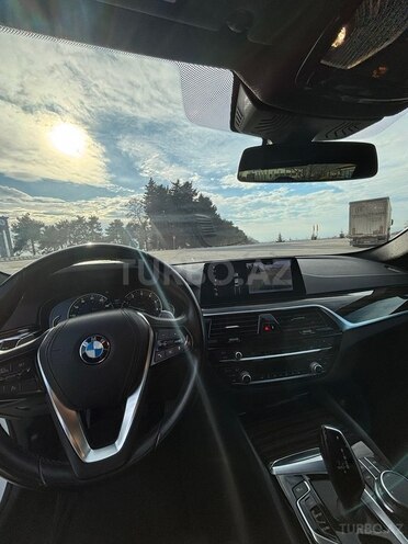 BMW 530-10