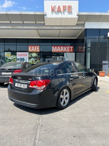 Chevrolet Cruze-20