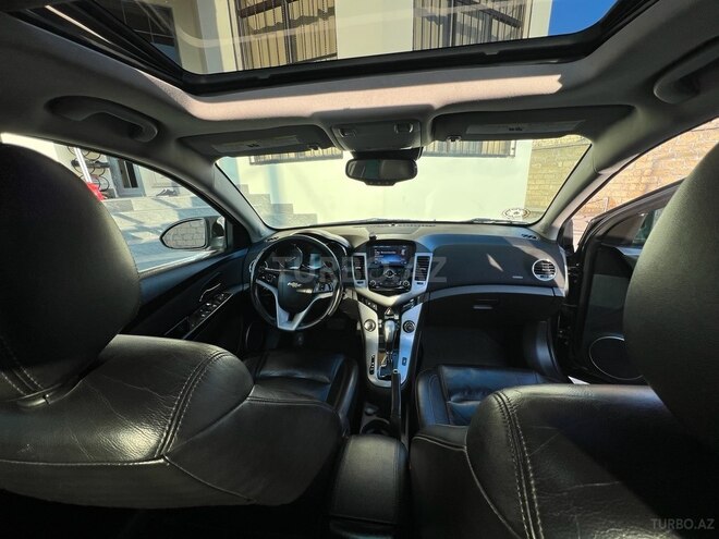 Chevrolet Cruze-9