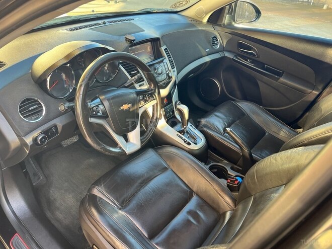 Chevrolet Cruze-8