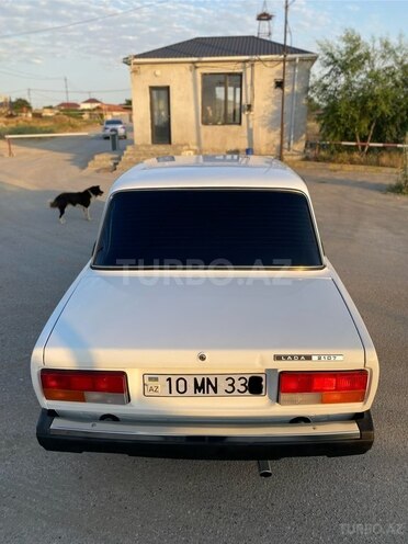 LADA (VAZ) 2107-4