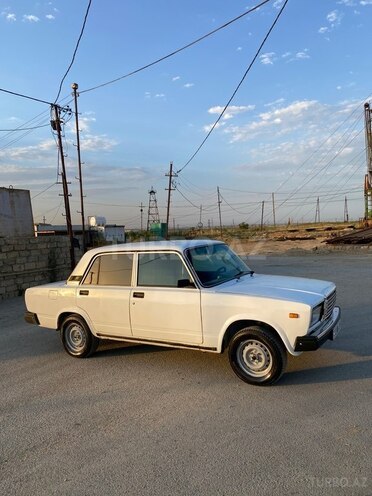 LADA (VAZ) 2107-5