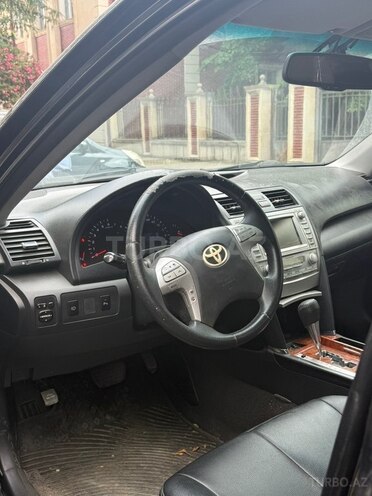 Toyota Camry-4