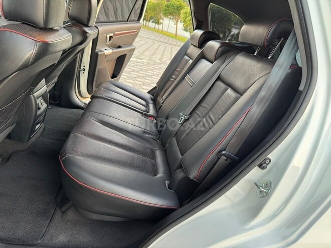 Hyundai Santa Fe-16