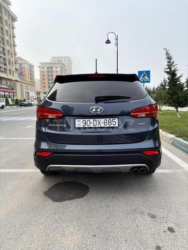 Hyundai Santa Fe-10