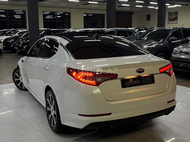 Kia Optima-5