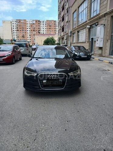 Audi A6-4
