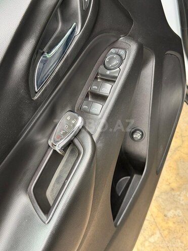 Chevrolet Equinox-11