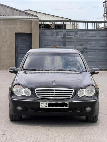 Mercedes C 200-1